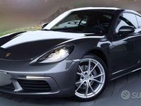 Usata Porsche 718 Cayman 300 CV (220 kW) 2022 Grigio Coupé