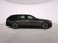 Usata BMW 540 M Sport 303 CV (222 kW) 2025 Sophisto grey Station wagon