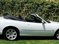 Usata Jaguar XK8 284 CV (208 kW) 1999 Bianco Cabrio