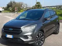Usata Ford Kuga ST-Line 2017 Grigio SUV