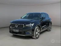 Usata Volvo XC40 211 CV (155 kW) 2023 Nero SUV