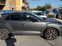 Usata VW T-Roc Style 116 CV (85 kW) 2018 Grigio scuro SUV
