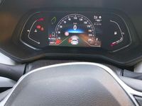 Usata Renault Clio V Techno 101 CV (74 kW) 2023 Argento Berlina