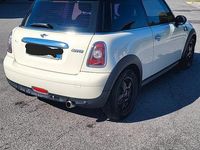 Usata Mini Cooper 120 CV (88 kW) 2007 Bianco Utilitaria