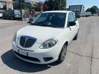 Usata Lancia Ypsilon Platinum 75 CV (55 kW) 2011 Bianco Utilitaria