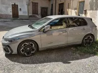 Usata VW Golf VIII R-line Plus 150 CV (110 kW) 2024 Grigio Berlina