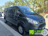 Usata Ford Tourneo 155 CV (114 kW) 2015 Grigio Monovolume