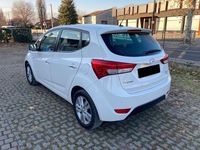 Usata Hyundai ix20 Comfort 90 CV (66 kW) 2013 Bianco Utilitaria
