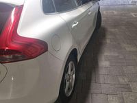 Usata Volvo V40 Momentum 114 CV (83 kW) 2012 Bianco Utilitaria