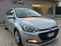 Usata Hyundai i20 GO! 75 CV (55 kW) 2016 Grigio Berlina