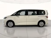 Usata VW Multivan 136 CV (100 kW) 2022 B4 bianco candy Monovolume