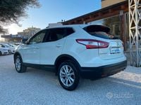 Usata Nissan Qashqai 110 CV (80 kW) 2016 Bianco SUV