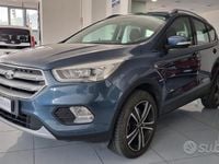 Usata Ford Kuga 150 CV (110 kW) 2018 Blu SUV