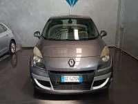 Usata Renault Scénic III Luxe 131 CV (96 kW) 2009 Grigio Monovolume
