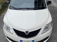 Usata Lancia Ypsilon 69 CV (50 kW) 2019 Bianco Utilitaria