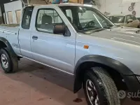 Usata Nissan Navara 104 CV (76 kW) 1999 Pick-up