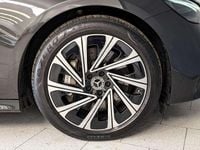 Usata Mercedes E300 Advanced 268 CV (197 kW) 2024 Grigio Station wagon