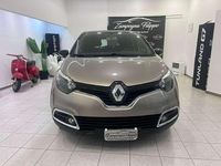 Usata Renault Captur Life 90 CV (66 kW) 2016 Marrone SUV