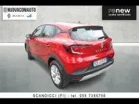 Usata Renault Captur Zen 101 CV (74 kW) 2022 Rosso SUV