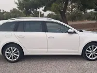 Usata Skoda Octavia Elegance 105 CV (77 kW) 2014 Bianco Station wagon