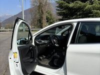 Usata Peugeot 208 Allure 82 CV (60 kW) 2017 Bianco Utilitaria