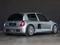 Usata Renault Clio 226 CV (166 kW) 2002 Argento Berlina