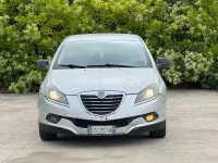Usado Lancia Delta 120 CV (88 kW) 2008 Gris Utilitario