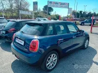 Usata Mini Cooper 116 CV (85 kW) 2017 Blu Utilitaria