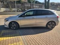 Usata Mercedes B200 150 CV (110 kW) 2020 Monovolume