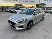 Usata Ford Focus ST-Line 150 CV (110 kW) 2019 Grigio Station wagon