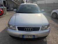 Usata Audi A3 Ambiente 102 CV (75 kW) 2002 Grigio Utilitaria