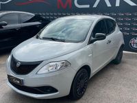 Usata Lancia Ypsilon 69 CV (50 kW) 2018 Grigio Utilitaria