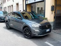 Usata VW T-Roc Style 150 CV (110 kW) 2021 Grigio SUV