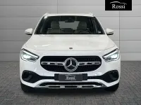 Käytetty Mercedes GLA200 150 HP (110 kW) 2020 Sininen Katumaasturi