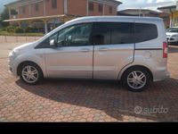 Usata Ford Tourneo Courier 2017 Grigio Monovolume