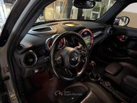 Usata Mini Cooper 170 CV (125 kW) 2015 Gray Utilitaria