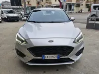 Usata Ford Focus ST-Line 149 CV (109 kW) 2019 Argento Station wagon