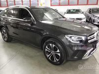 Usata Mercedes GLC300e 211 CV (155 kW) 2020 Grigio scuro SUV
