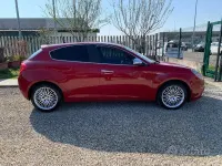 Usata Alfa Romeo Giulietta Business 105 CV (77 kW) 2015 Rosso Utilitaria