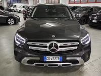 Usata Mercedes GLC300e 211 CV (155 kW) 2020 Grigio scuro SUV