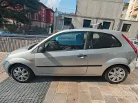Usata Ford Fiesta 75 CV (55 kW) 2005 Utilitaria