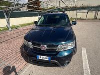 Usata Fiat Freemont 140 CV (102 kW) 2013 Blu SUV