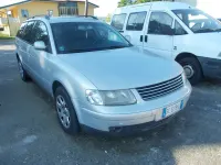 Usata VW Passat 110 CV (80 kW) 1999 Argento Station wagon