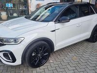Usata VW T-Roc R-line 150 CV (110 kW) 2022 Pure white / nero SUV
