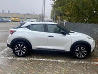 Używany Nissan Juke Acenta 114 KM (83 kW) 2024 Biały SUV