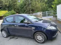 Usata Lancia Ypsilon Gold 69 CV (50 kW) 2017 Nero Utilitaria