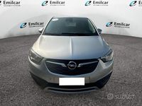 Usata Opel Crossland X Innovation 110 CV (80 kW) 2019 Grigio chiaro SUV