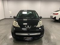 Usata Peugeot 107 54 CV (39 kW) 2009 Nero Utilitaria