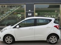 Usata Hyundai i10 68 CV (50 kW) 2016 Bianco Utilitaria
