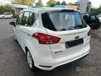 Usata Ford B-MAX Titanium 87 CV (63 kW) 2017 Bianco Monovolume